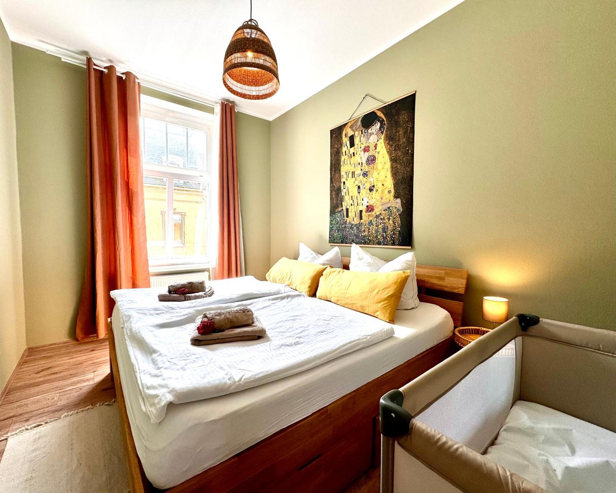 Bautzen Living Appartement - Zentrumslage Parkplatz Babybett ภายนอก รูปภาพ