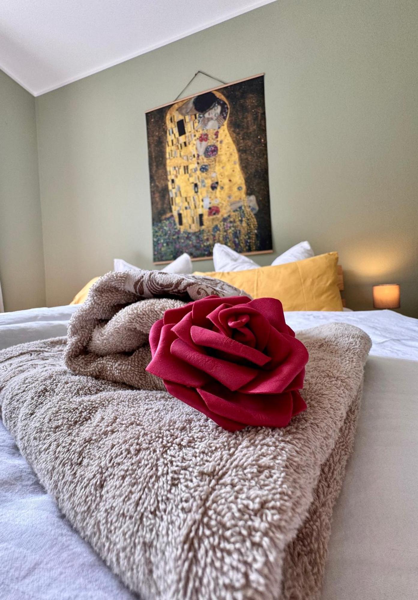 Bautzen Living Appartement - Zentrumslage Parkplatz Babybett ภายนอก รูปภาพ