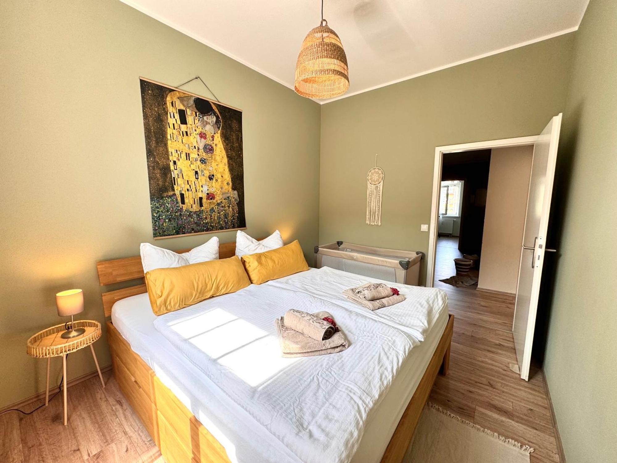 Bautzen Living Appartement - Zentrumslage Parkplatz Babybett ภายนอก รูปภาพ