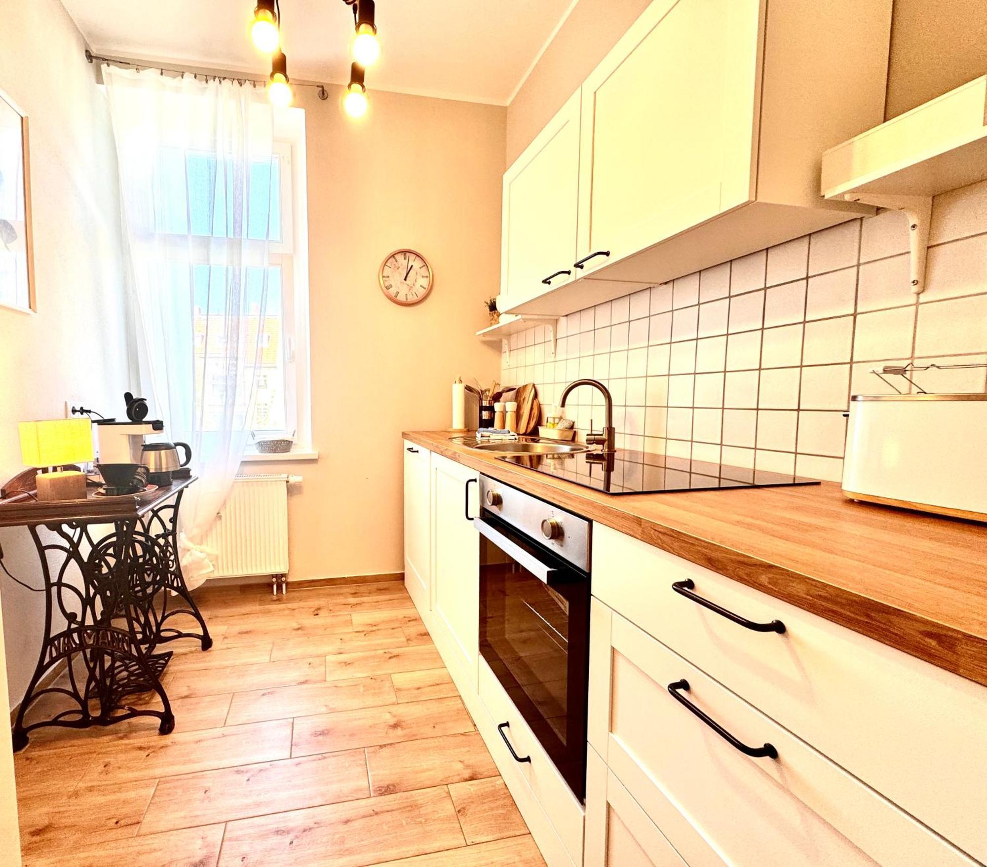 Bautzen Living Appartement - Zentrumslage Parkplatz Babybett ภายนอก รูปภาพ